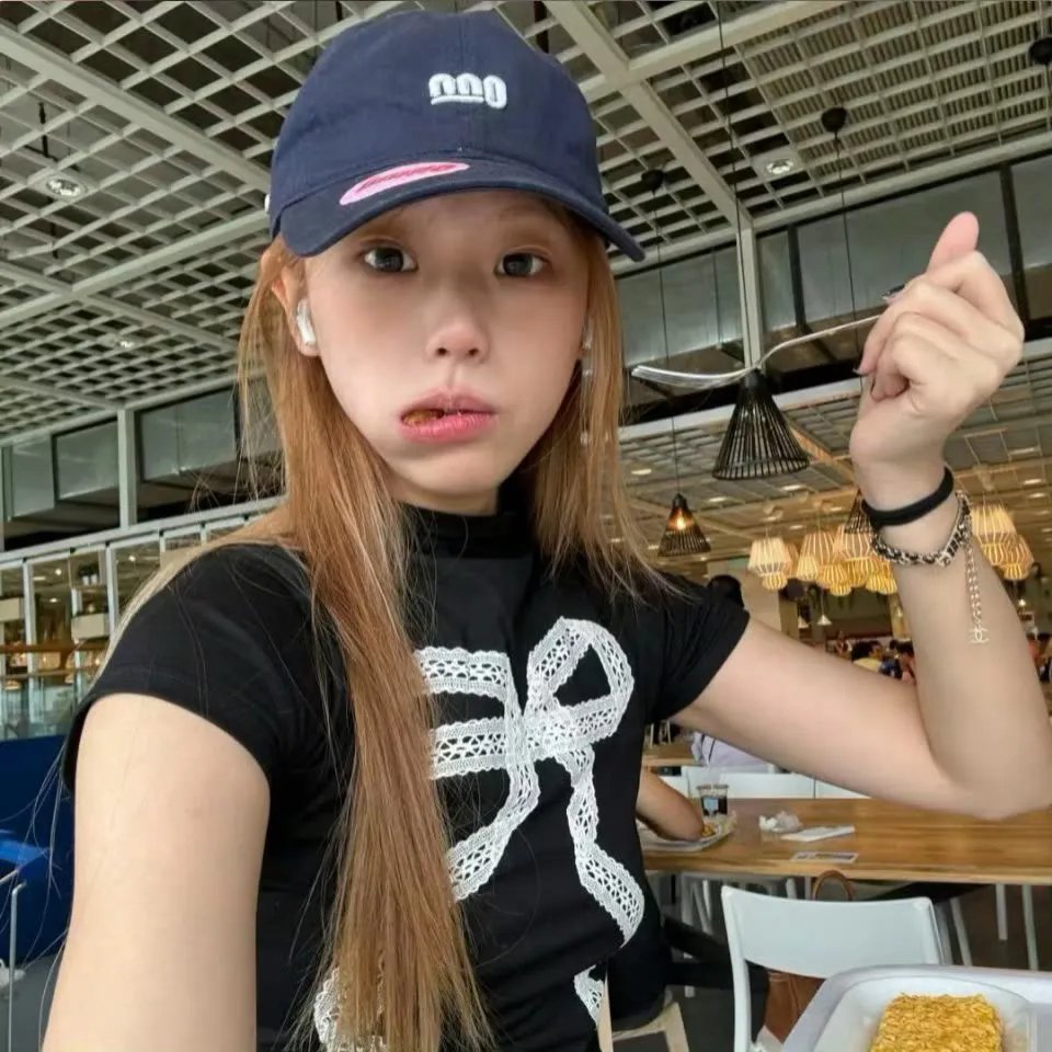 这女孩